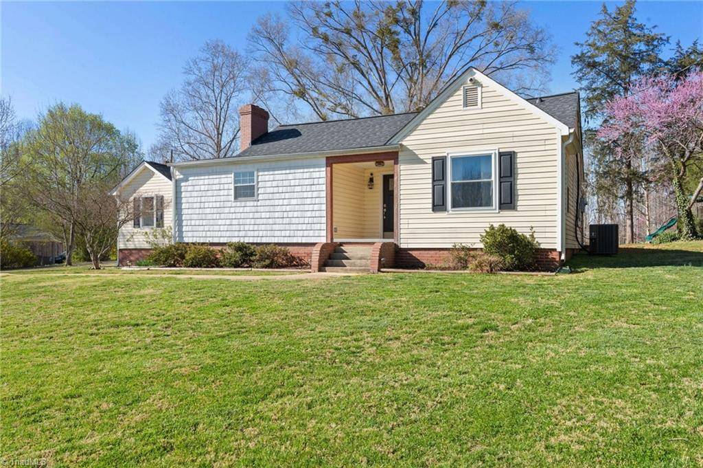 Yadkinville, NC 27055,3313 Shacktown RD