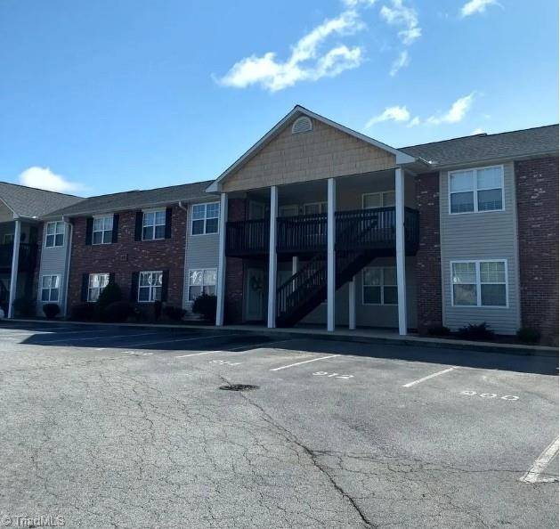 Archdale, NC 27263,916 Westbrook CT