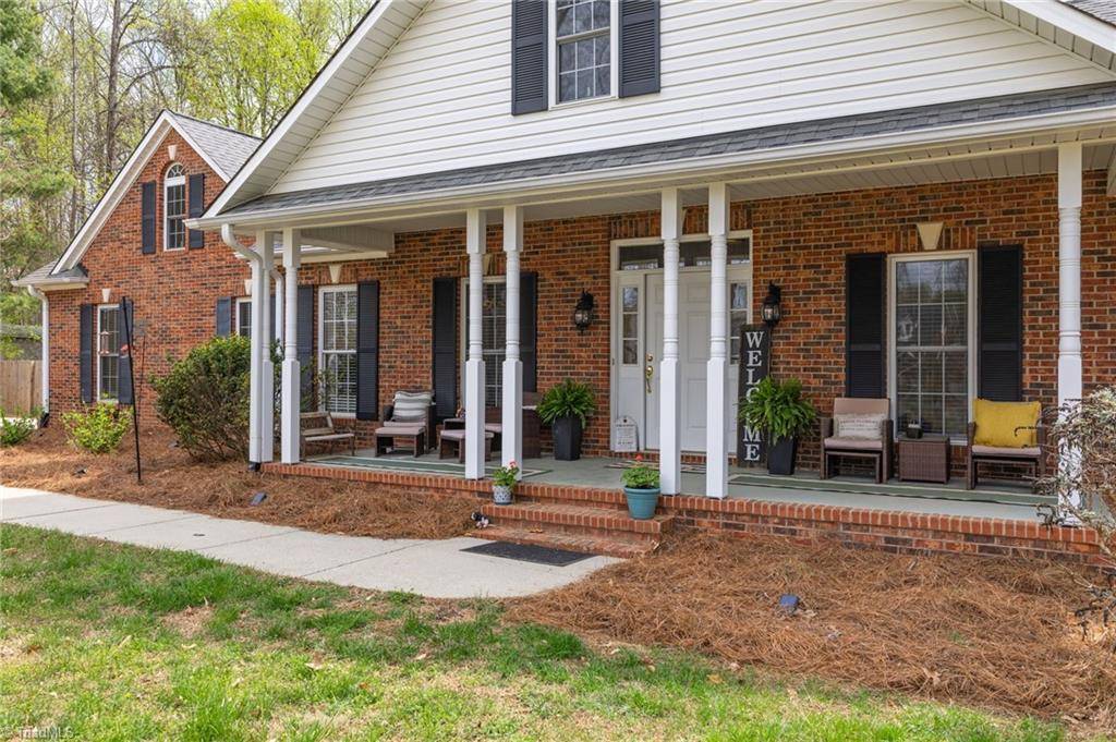 Reidsville, NC 27320,210 Roberson LN