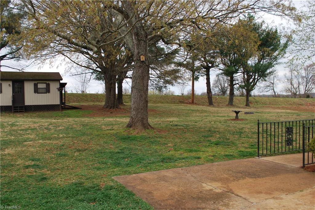 Mocksville, NC 27028,154 Meadowview RD