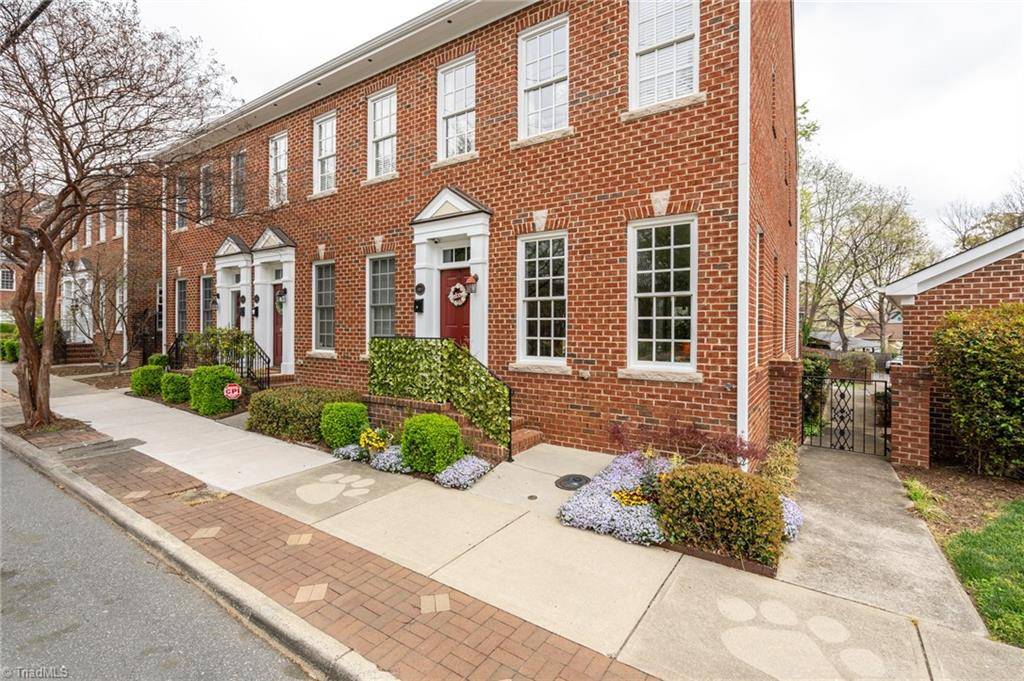 Greensboro, NC 27406,349 Martin Luther King Jr DR #F