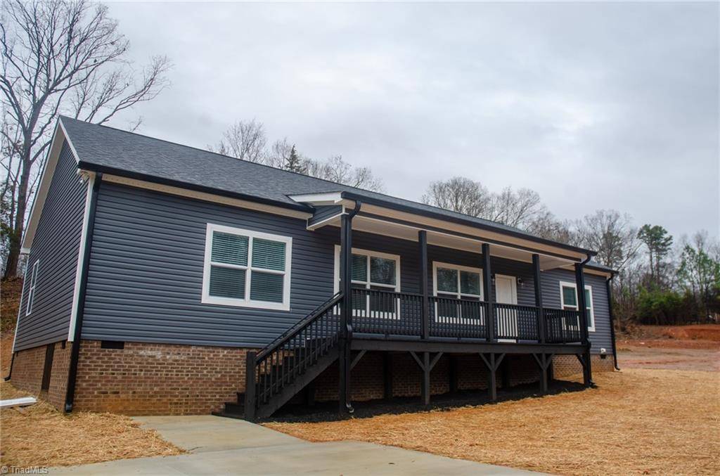 Graham, NC 27253,1120 Hillside DR