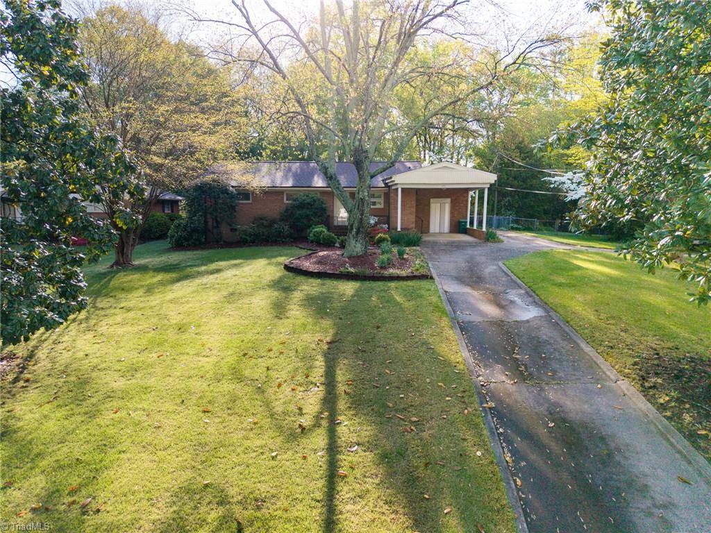 High Point, NC 27262,605 Westchester DR