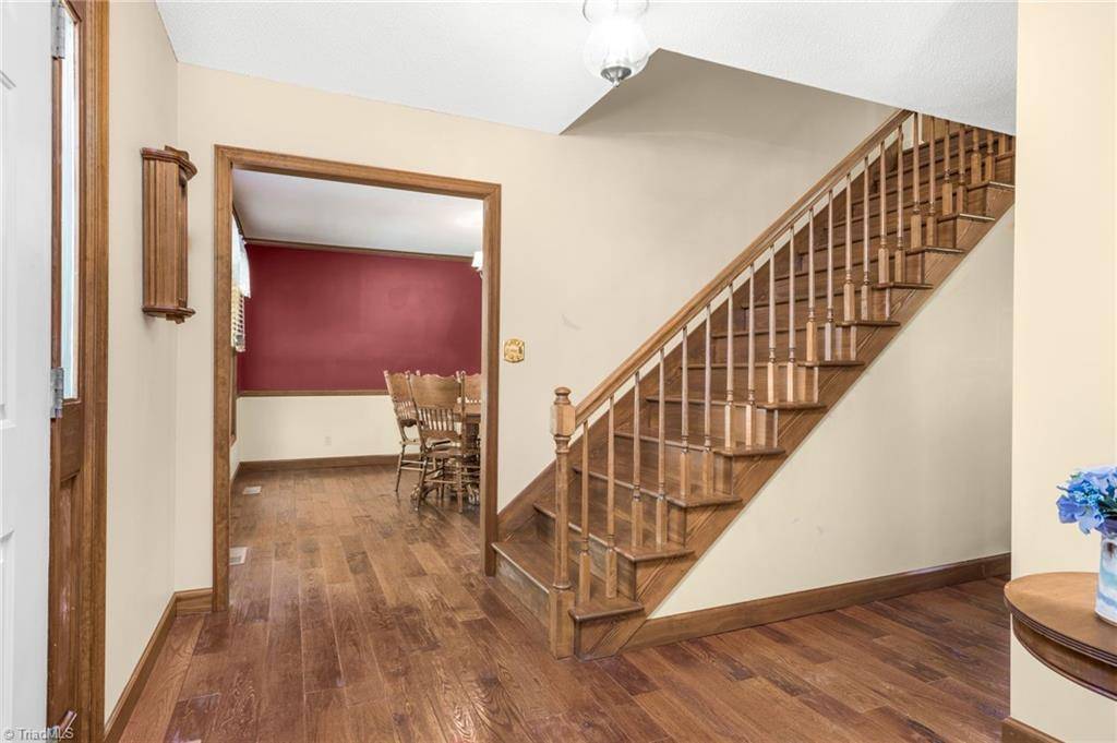 Mocksville, NC 27028,250 Holly LN