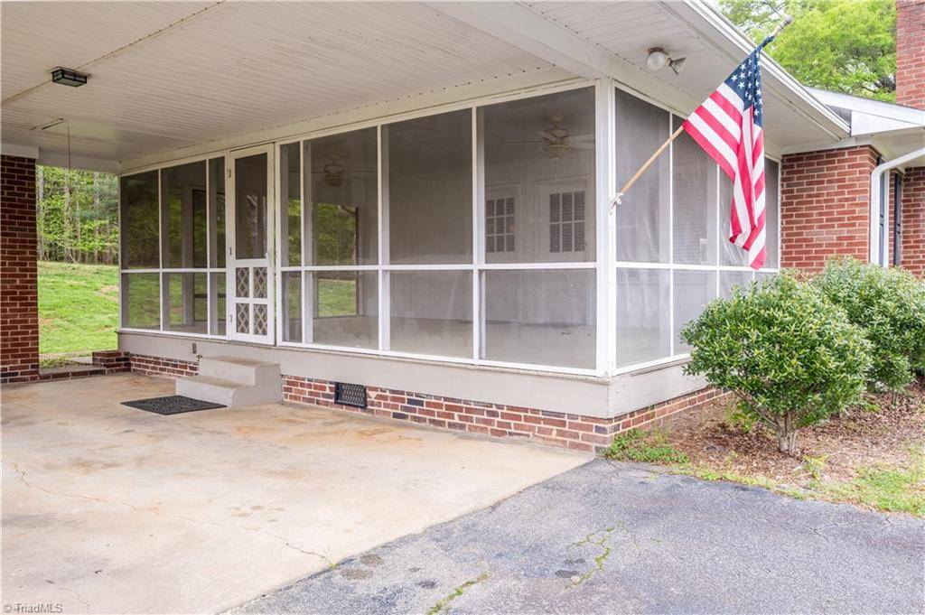 Lewisville, NC 27023,6890 Shallowford RD