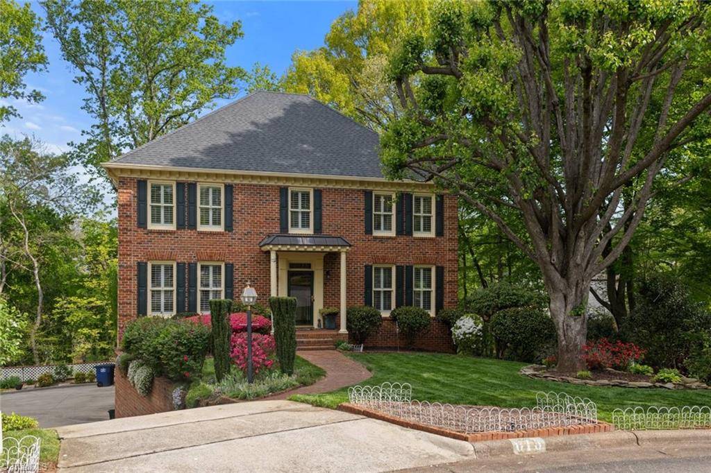 Winston-salem, NC 27104,616 Braewyck LN