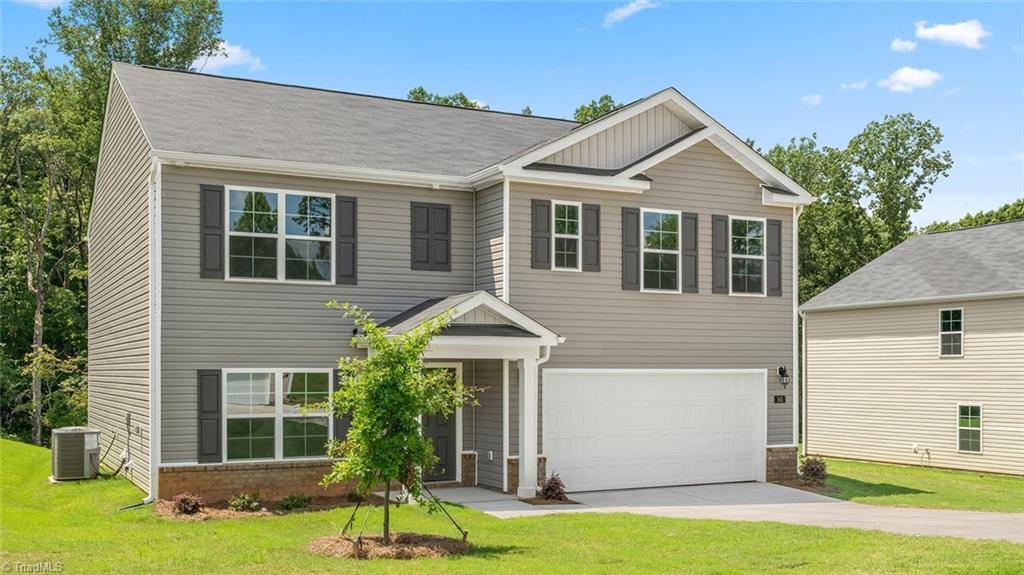 King, NC 27021,145 Preston Oaks DR