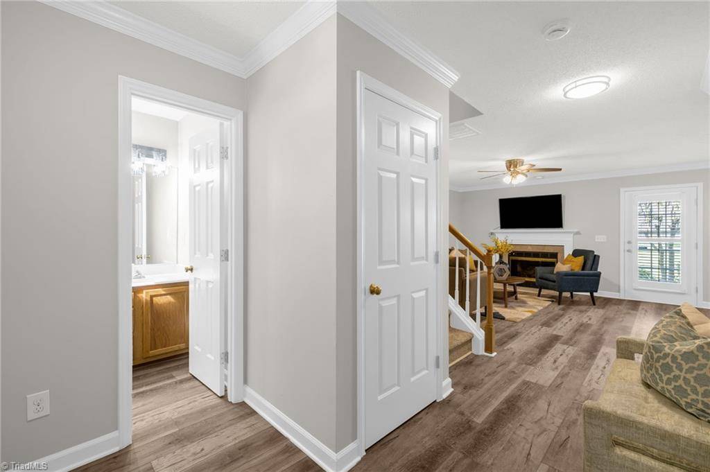 Greensboro, NC 27410,27 Cedar Knoll DR