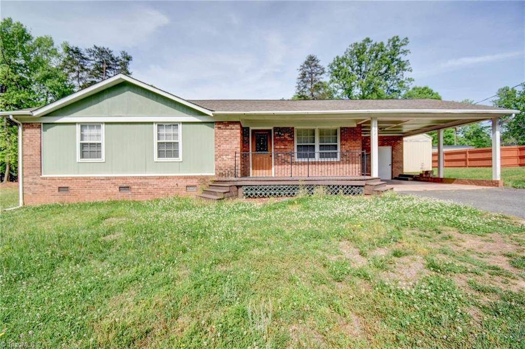 Kernersville, NC 27284,1002 Phineas DR