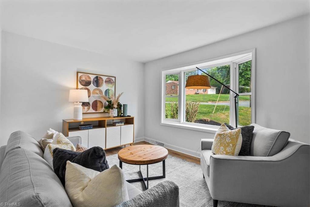 Winston-salem, NC 27103,2311 Kaywood LN
