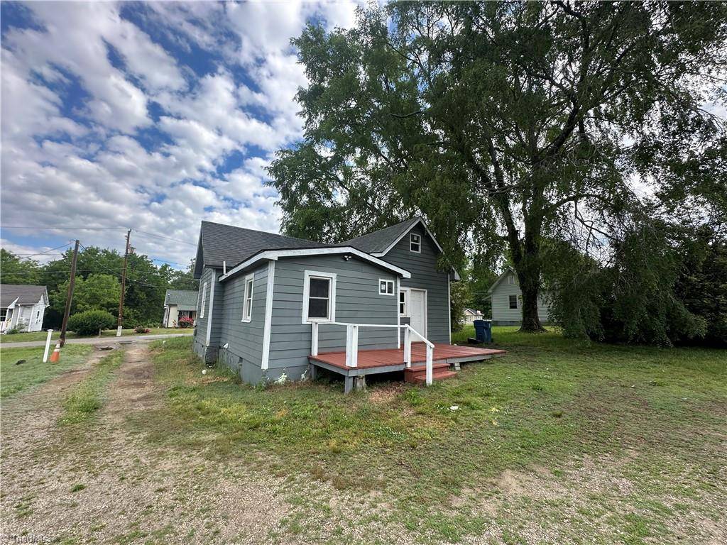 Mocksville, NC 27028,168 Grove ST