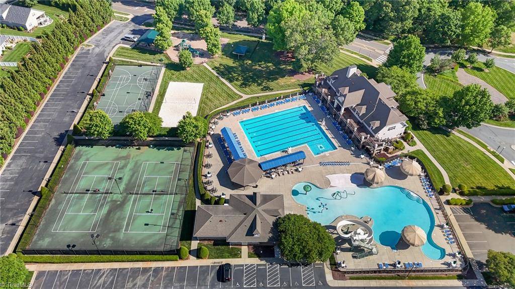 Burlington, NC 27215,2096 Dowell CT