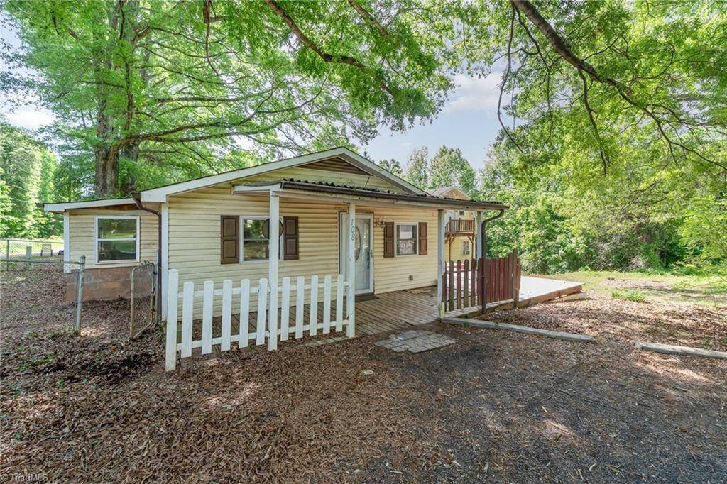 Reidsville, NC 27320,108 Shamu DR
