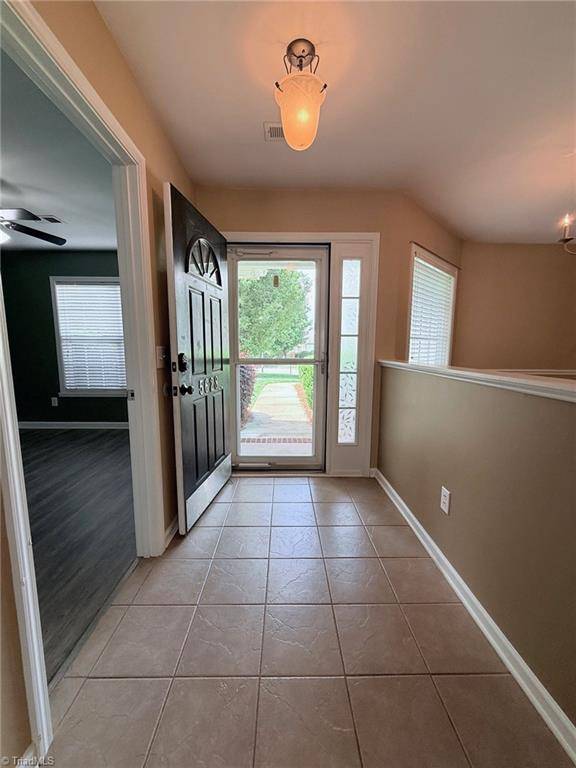 Greensboro, NC 27405,5628 Roundup CIR