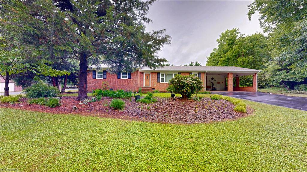 Trinity, NC 27370,4211 VILLAGE DR