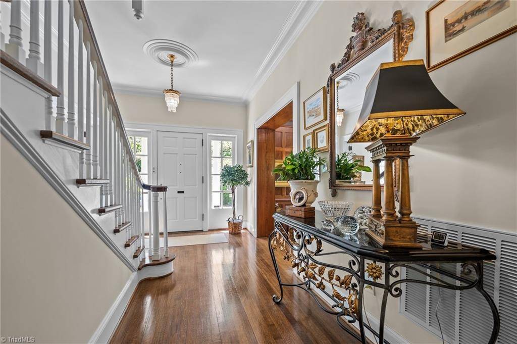 Burlington, NC 27215,1217 Aycock AVE