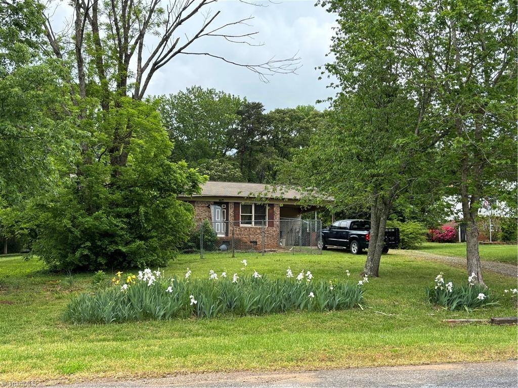 Lexington, NC 27292,268 Raven CIR