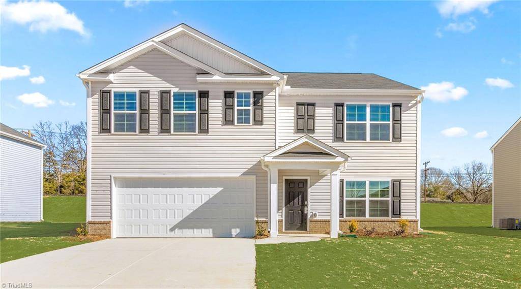 King, NC 27021,162 Preston Oaks DR