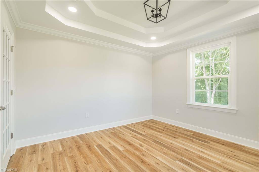 Clemmons, NC 27012,5260 Vineleaf CT