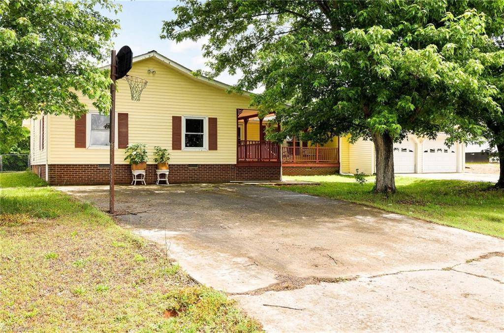 Lexington, NC 27295,306 Tyro Heights RD