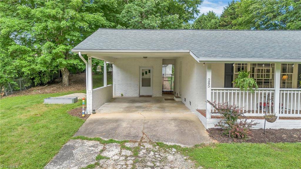 North Wilkesboro, NC 28659,245 Doncaster DR