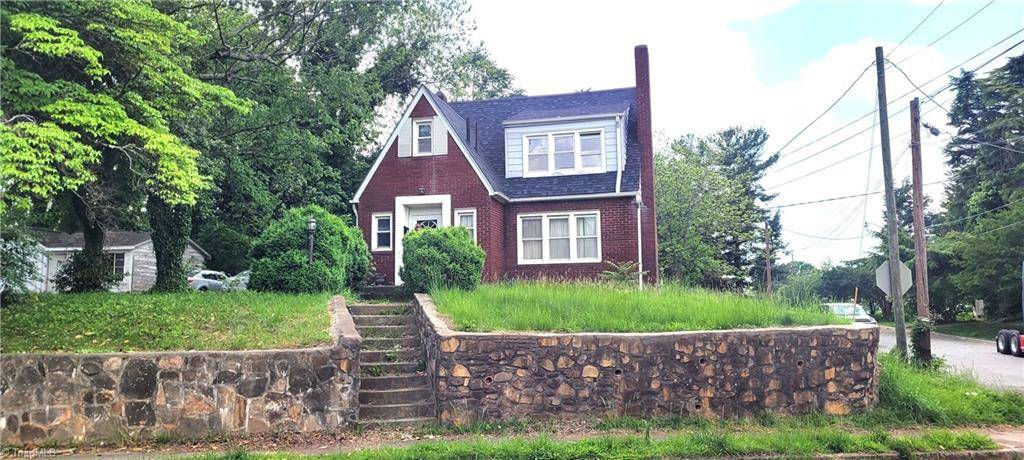 Winston-salem, NC 27105,2524 N Cherry ST