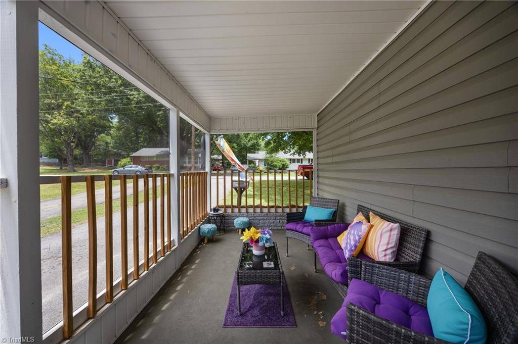Winston-salem, NC 27103,2826 Westridge RD