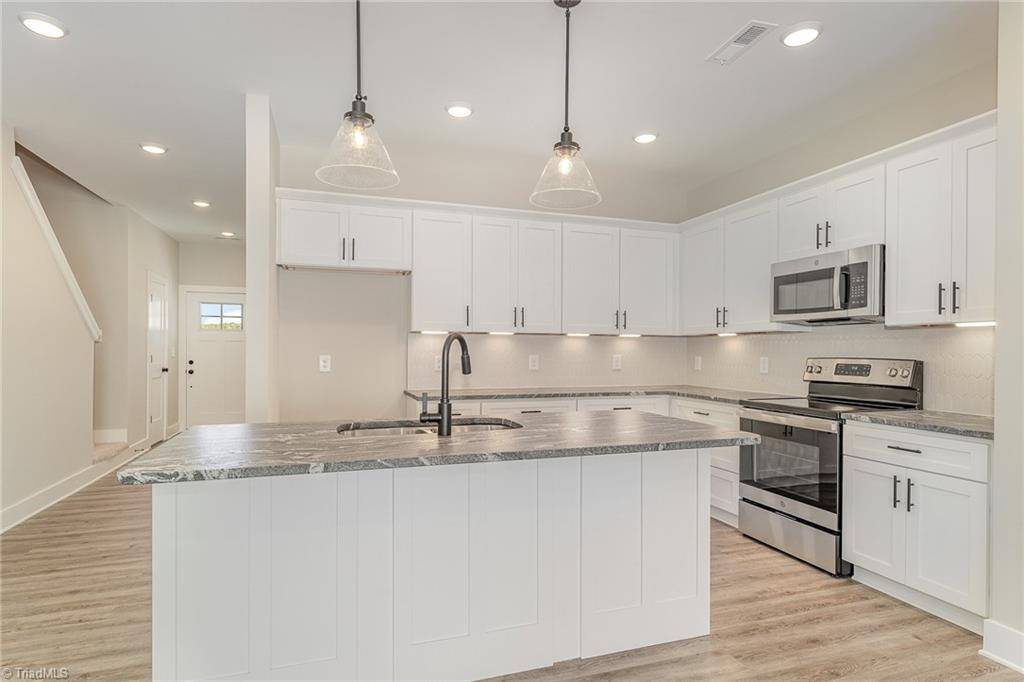 Greensboro, NC 27410,939 Cannon Crossing CIR