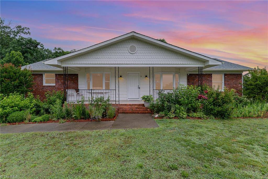 Clemmons, NC 27012,12 Twin Brook DR