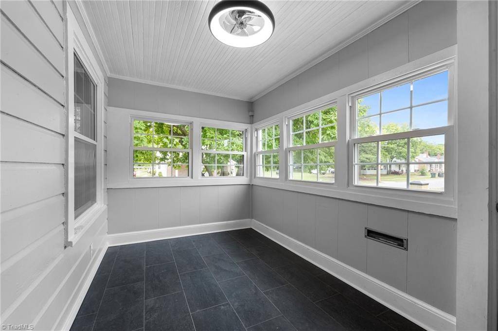 Burlington, NC 27215,601 Acorn ST