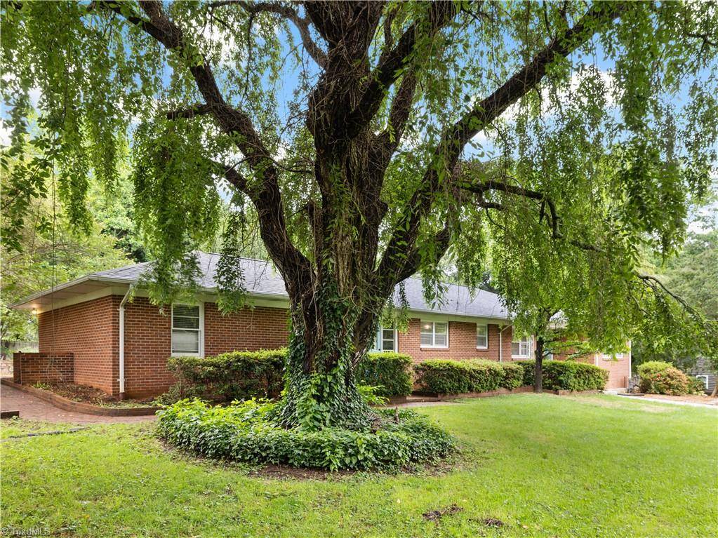 Winston-salem, NC 27104,252 Lucerne LN NW