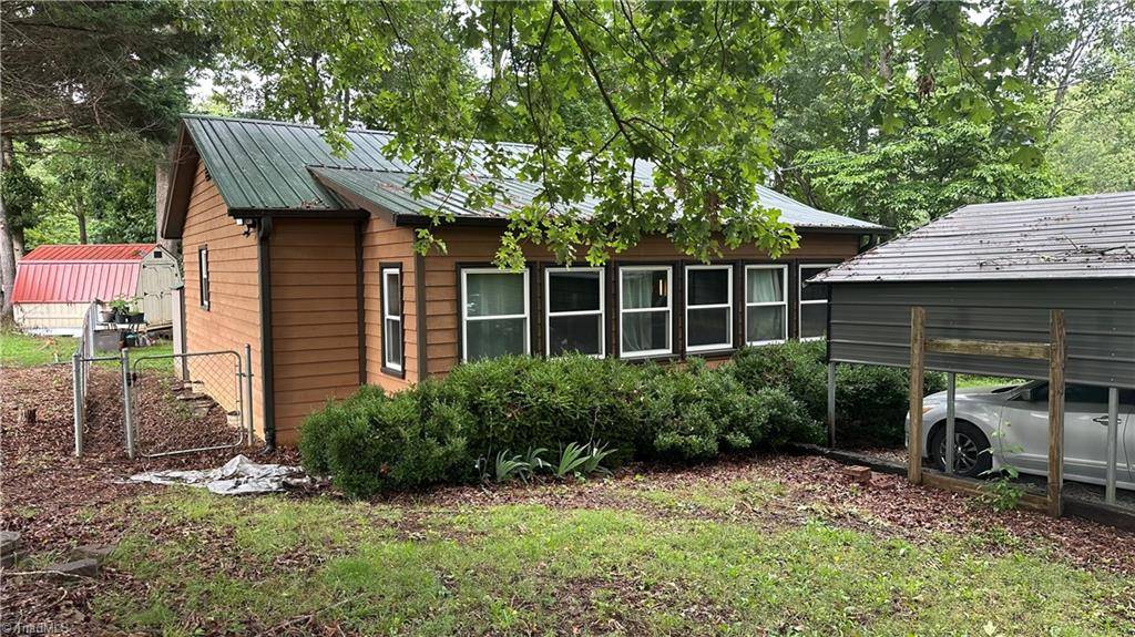 Lexington, NC 27292,138 Scarlet LN