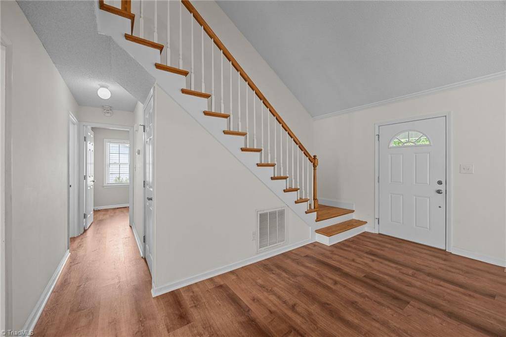 Winston-salem, NC 27127,2716 Bethel CT