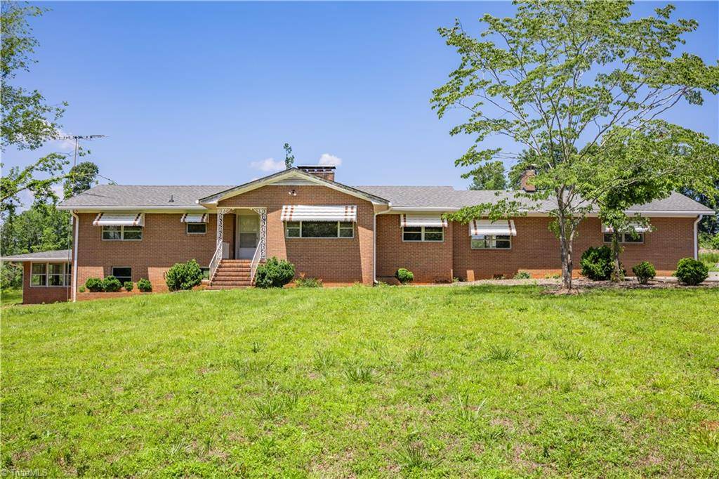 Ramseur, NC 27316,8521 US Highway 64 E