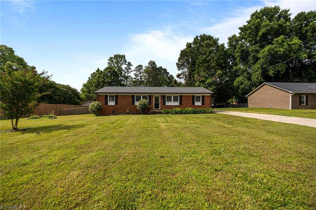 Trinity, NC 27370,3837 Arbor DR