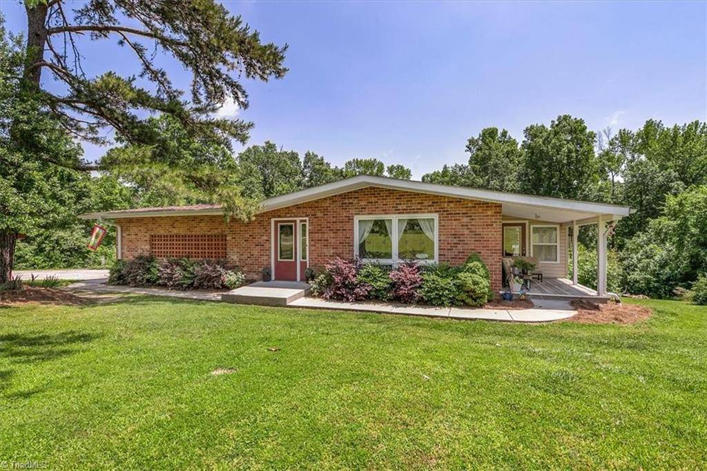 Trinity, NC 27370,4738 Peace RD