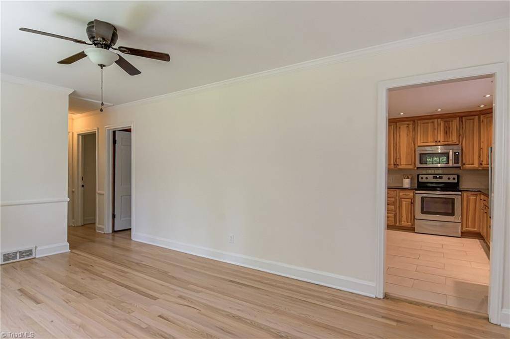 Winston-salem, NC 27106,2025 Spradlin ST