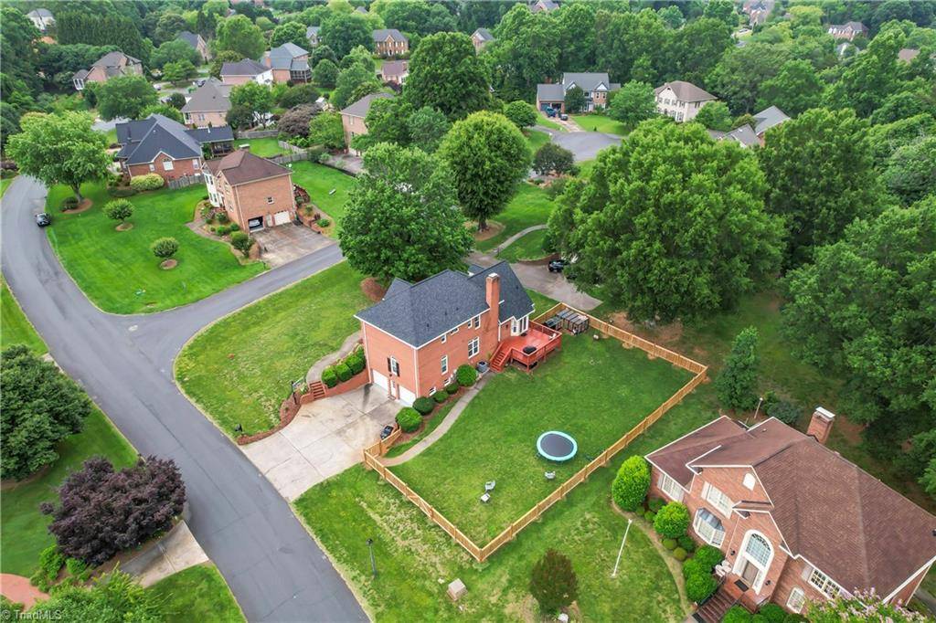 Pfafftown, NC 27040,3401 Lochurst CT