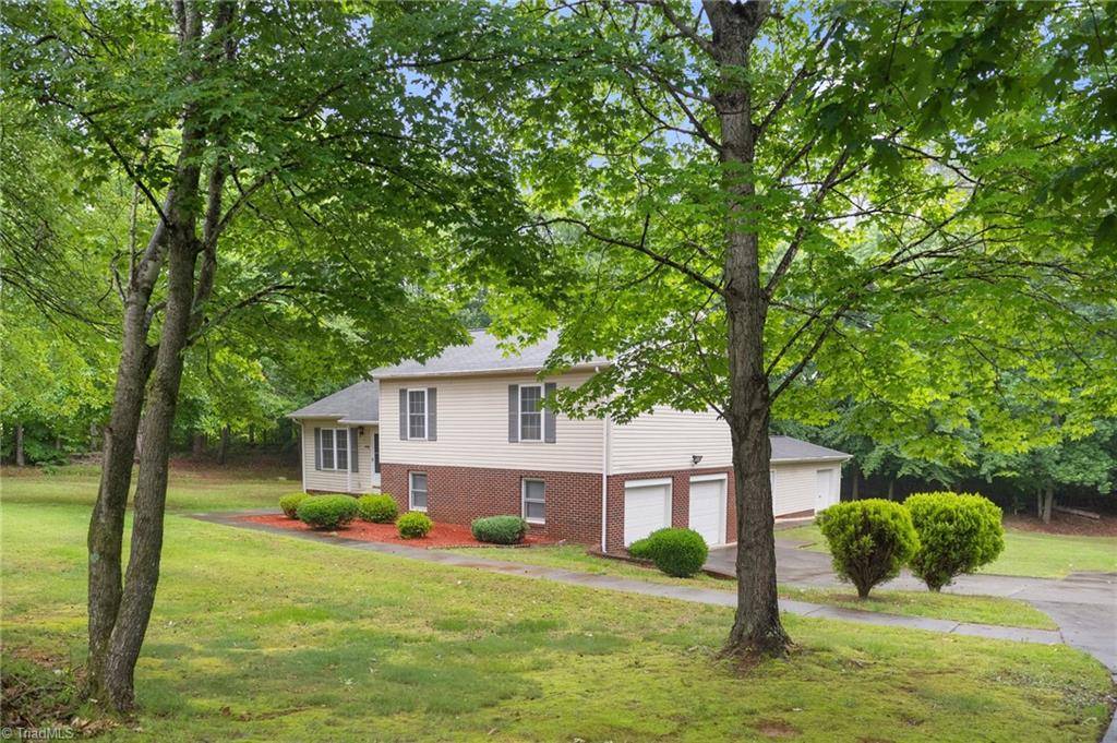 Reidsville, NC 27320,492 Monroeton Golf Course RD