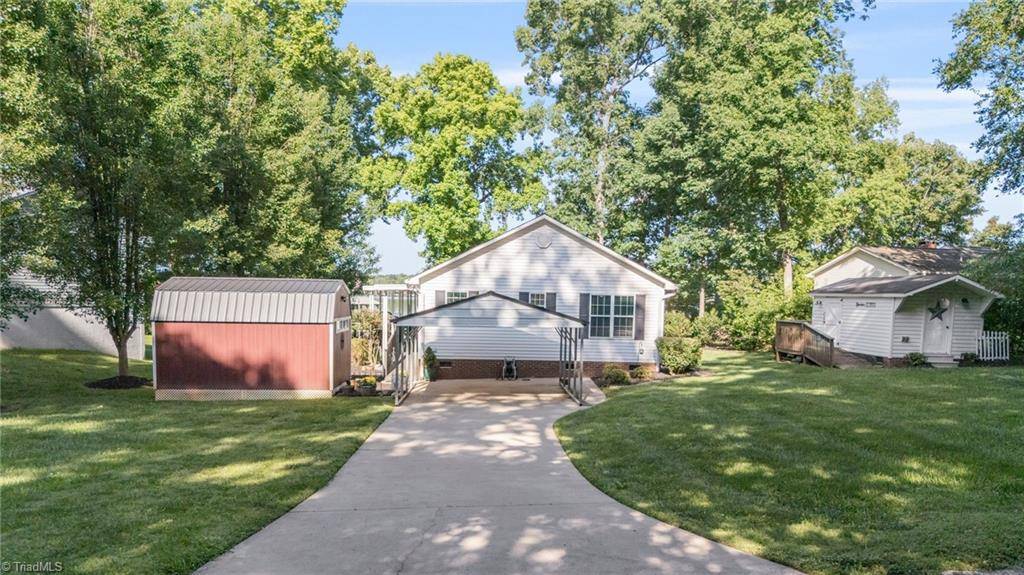 Lexington, NC 27292,331 Waterway DR