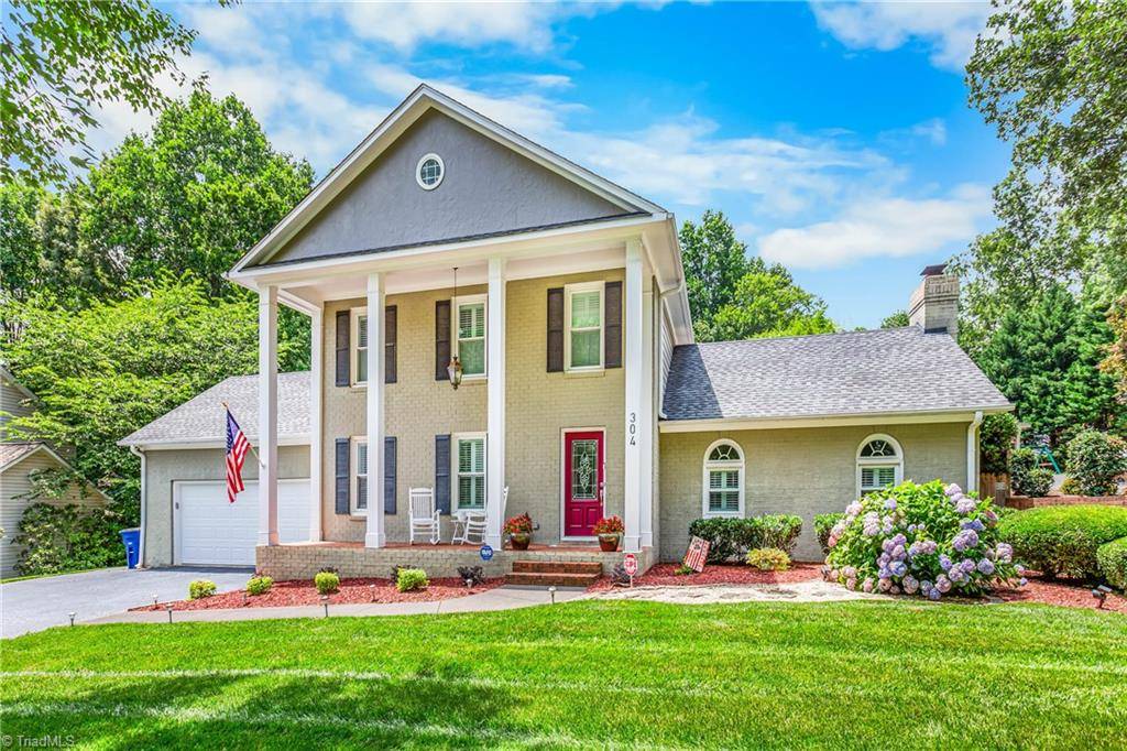 Winston-salem, NC 27104,304 Braxton Ridge CT