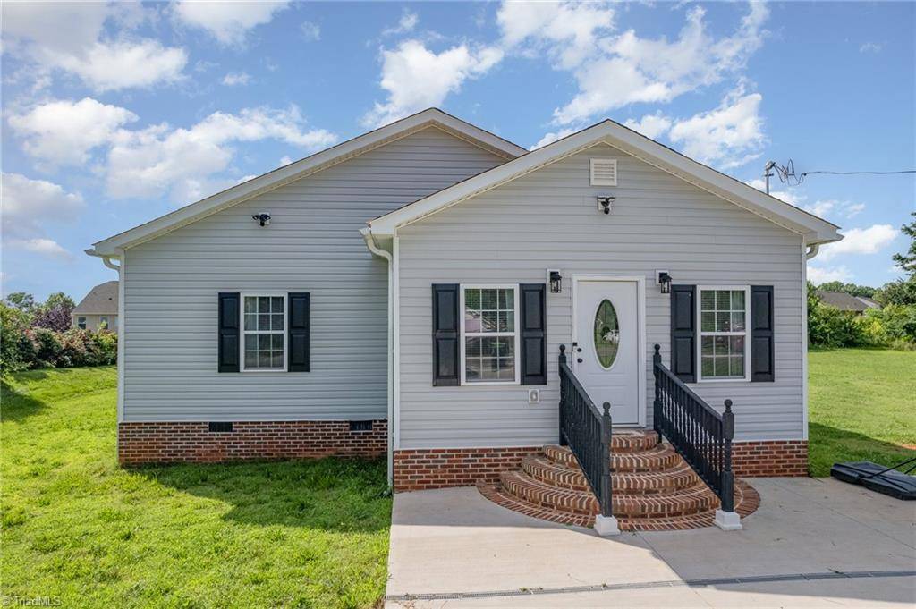 Lexington, NC 27295,12 Forest Hill RD