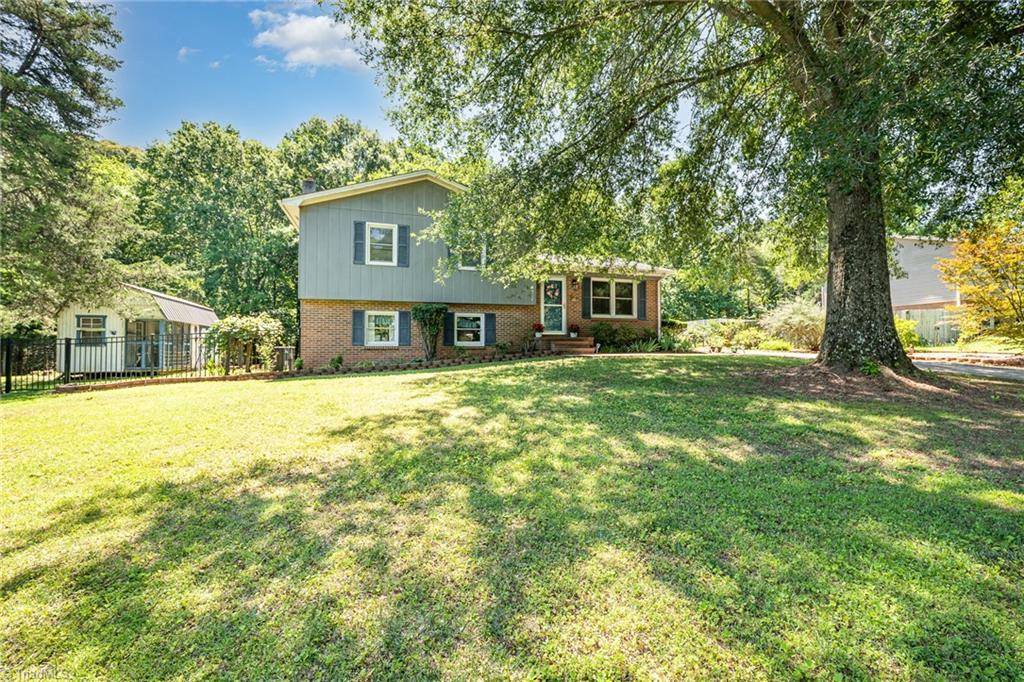 Pfafftown, NC 27040,6517 Benson LN