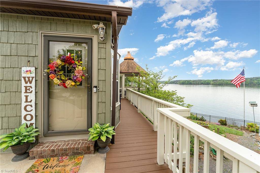 New London, NC 28127,216 Grand View DR