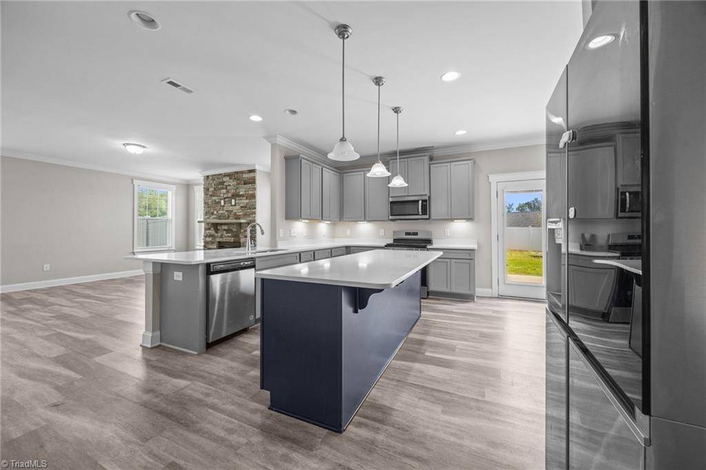 King, NC 27021,248 Pilot Bluff DR