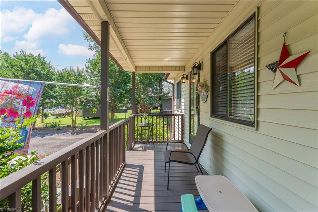 Yadkinville, NC 27055,617 Alan DR