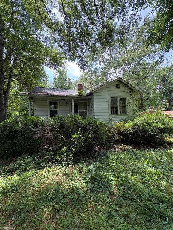 Reidsville, NC 27320,813 Strawberry RD