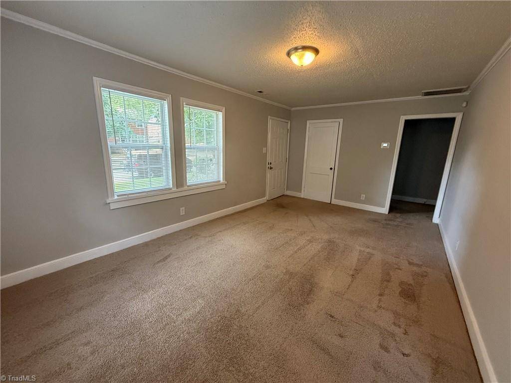 Greensboro, NC 27406,907 Logan ST