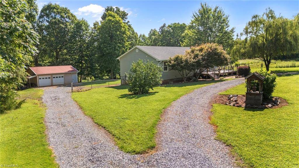 Yadkinville, NC 27055,1809 Helton RD