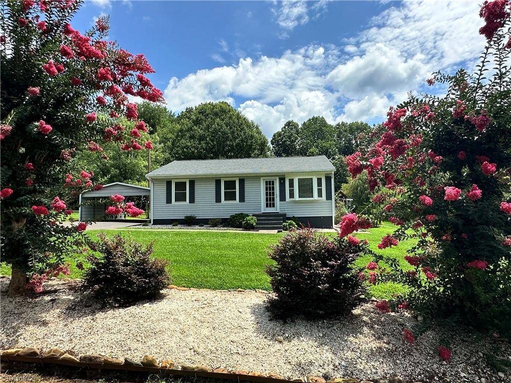 Dobson, NC 27017,205 Fowler CIR